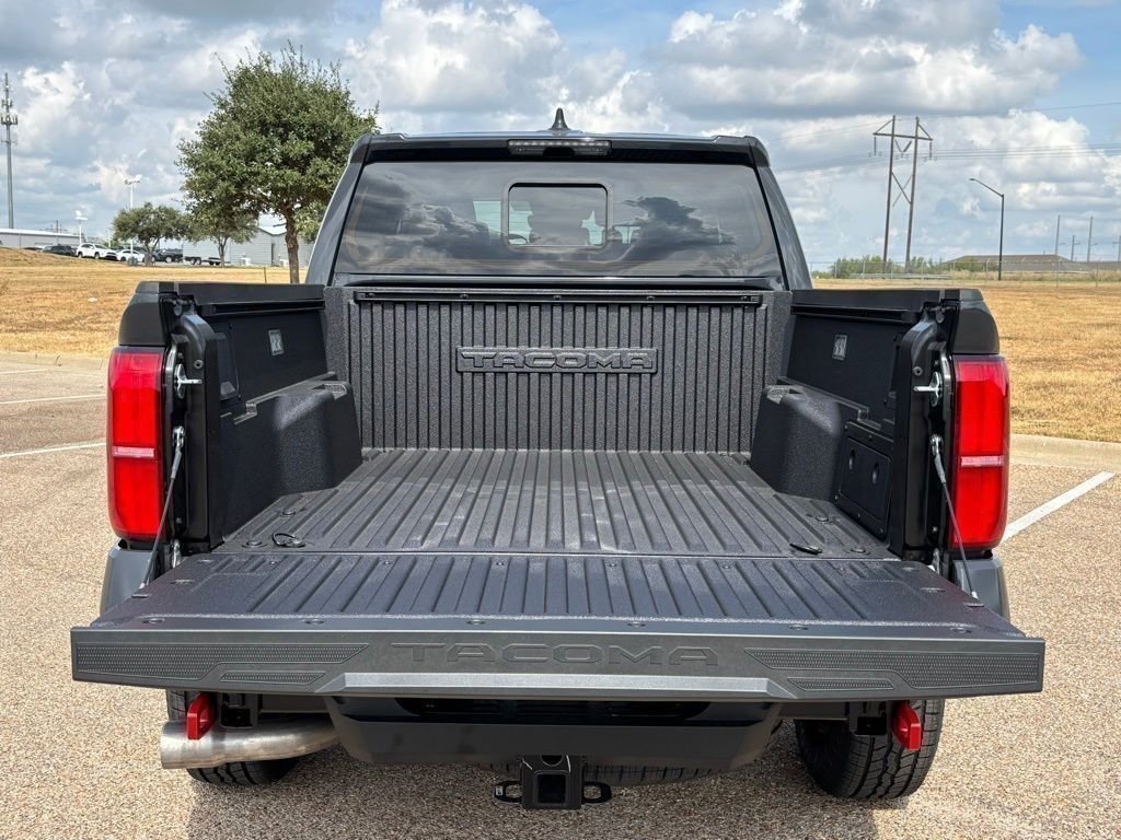 New 2025 Toyota Tacoma TRD Off-Road image 7