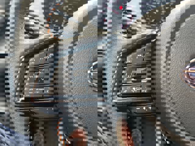 Used 2025 Subaru Crosstrek 2.5i Limited w/ Crosstrek Mirror Package image 26