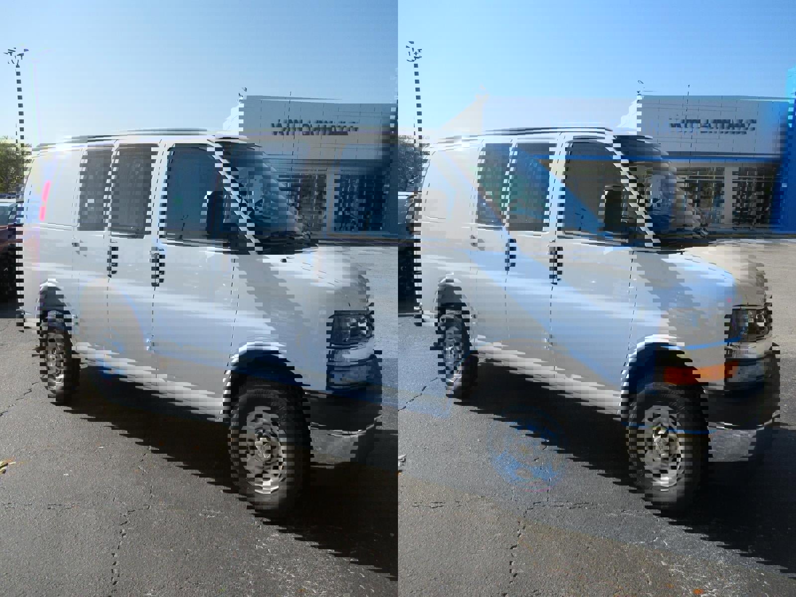 New 2026 Chevrolet Express 2500 w/ Driver Convenience Package image 4