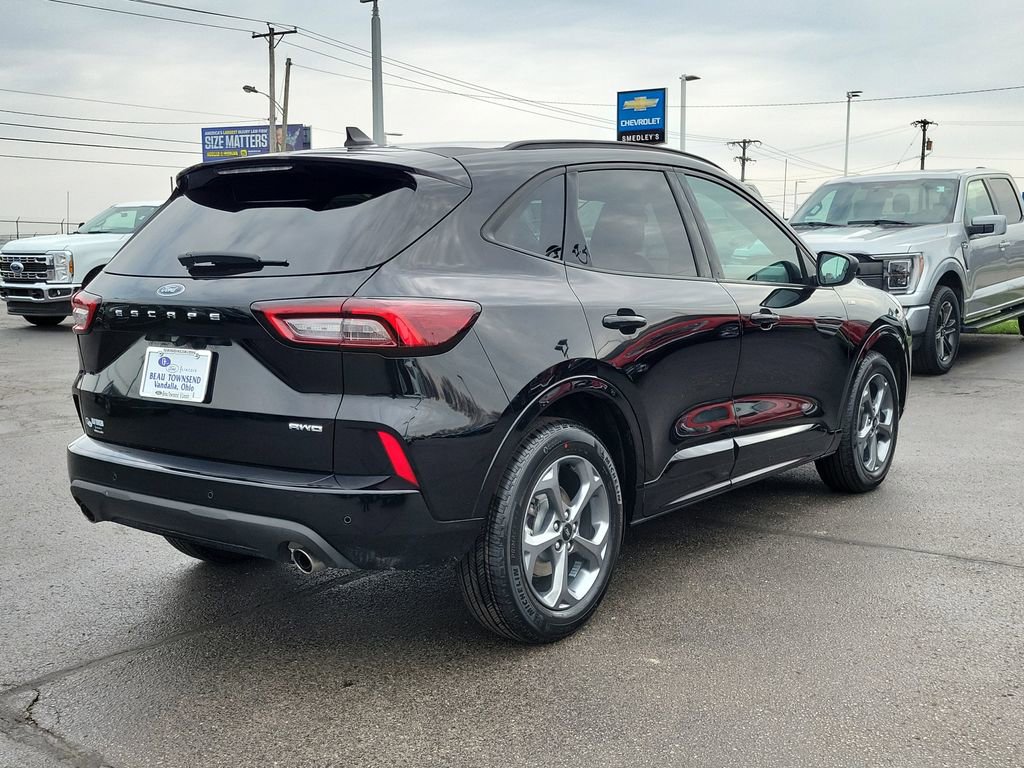 Certified 2023 Ford Escape ST-Line w/ Tech Pack #1 image 4