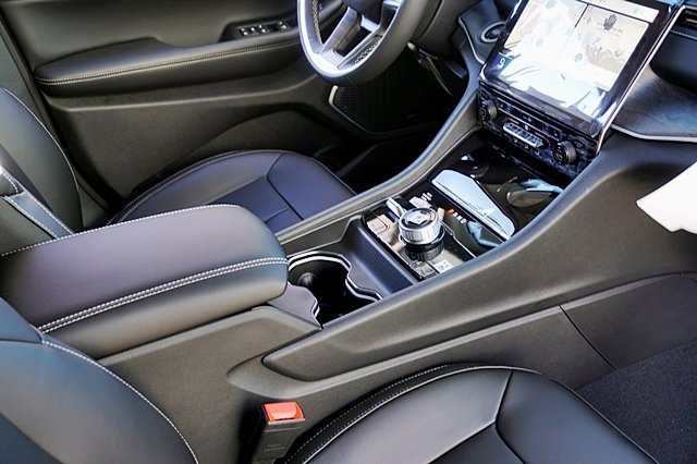 New 2023 Jeep Grand Cherokee Limited 4xe image 13