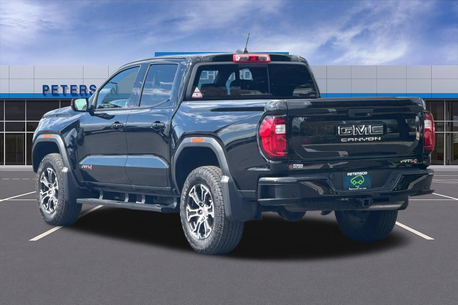 Used 2025 GMC Canyon AT4 AWD/4WD image 6