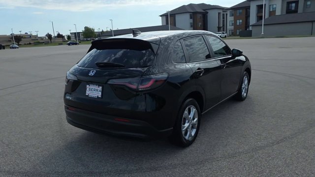 Used 2024 Honda HR-V LX image 7