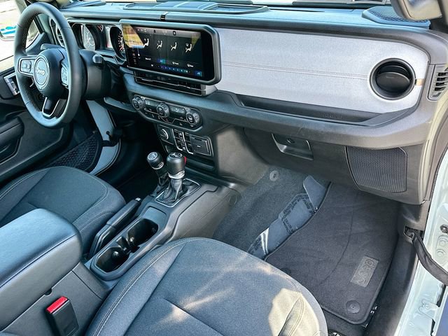 Used 2024 Jeep Wrangler Sport S image 27
