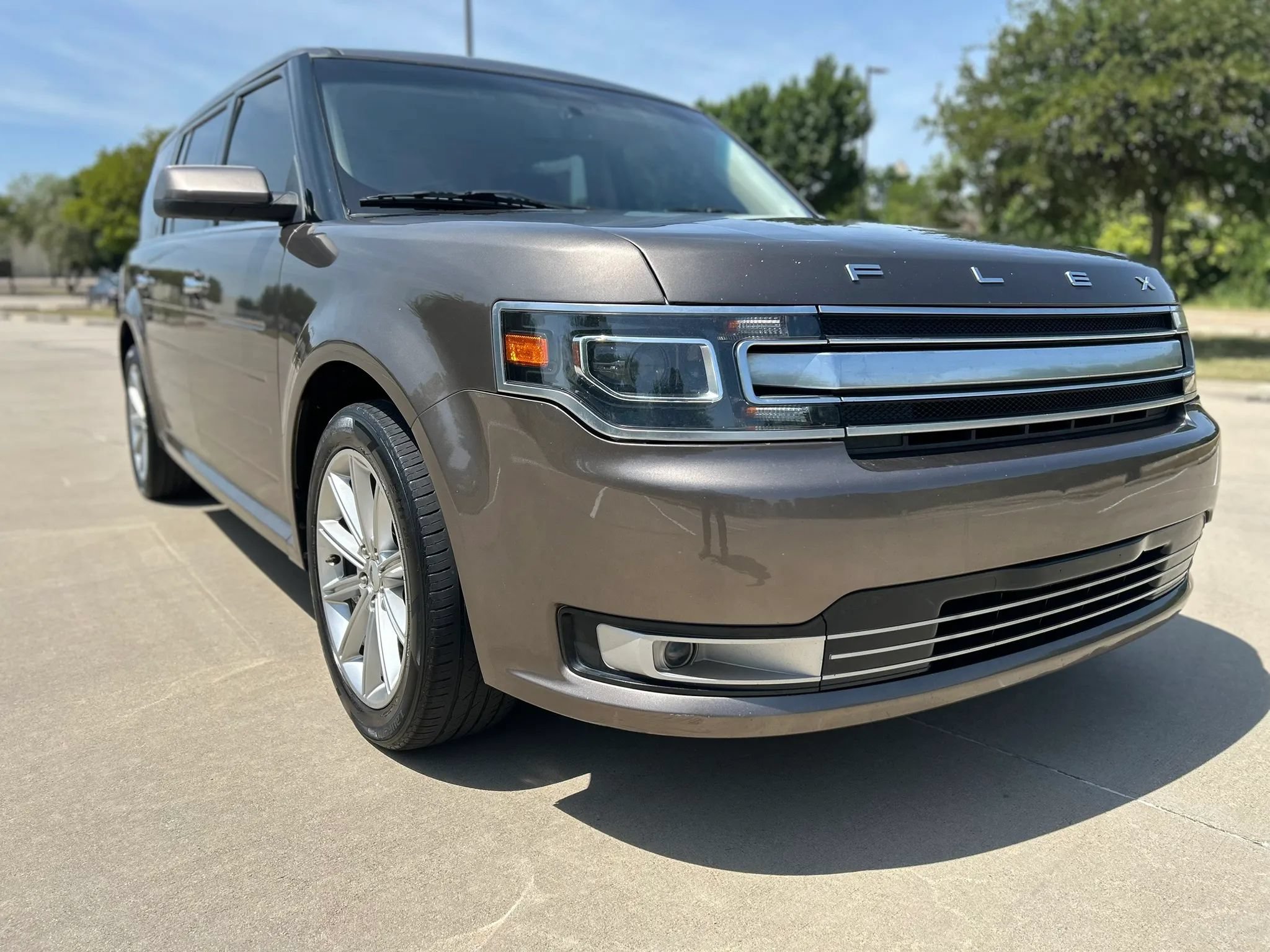 Used 2019 Ford Flex Limited FWD image 4