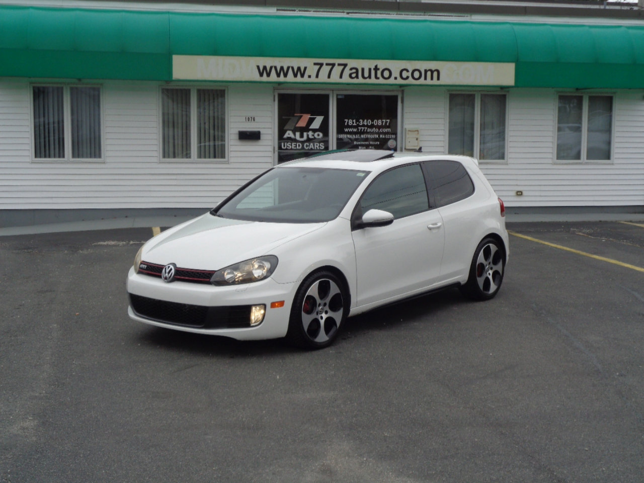 Used 2012 Volkswagen GTI 2-Door image 10