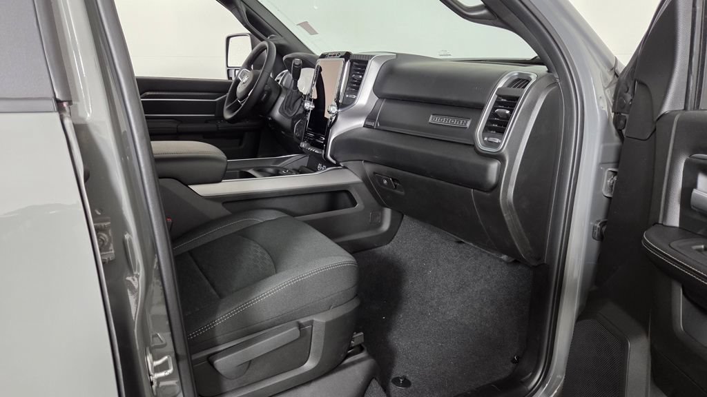 New 2026 RAM 2500 Big Horn AWD/4WD image 35
