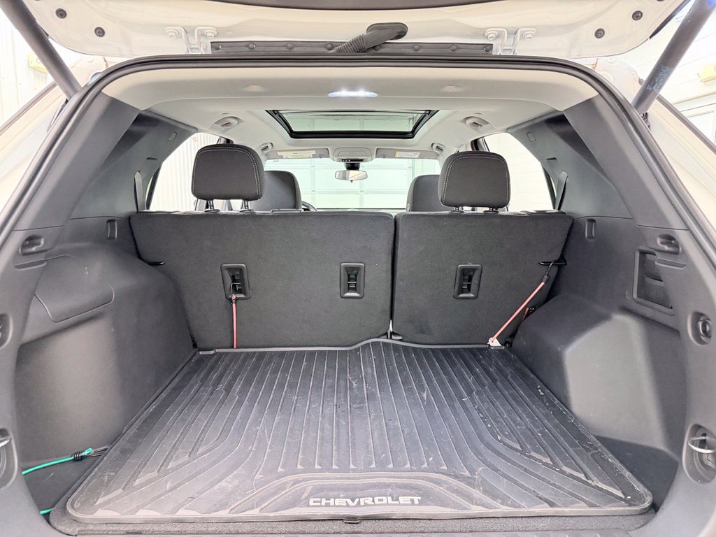 Used 2024 Chevrolet Equinox LT FWD image 32