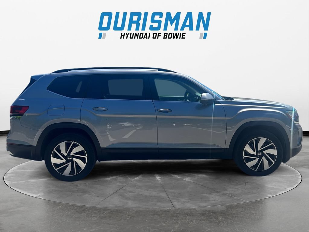Used 2024 Volkswagen Atlas SE AWD/4WD image 7