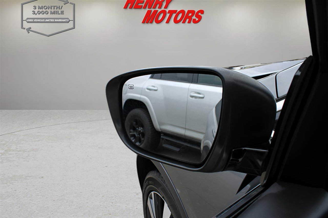 Used 2023 Nissan Murano SL w/ SL Moonroof Package image 13