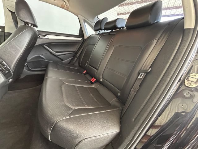 Used 2019 Volkswagen Passat Wolfsburg Edition FWD image 13