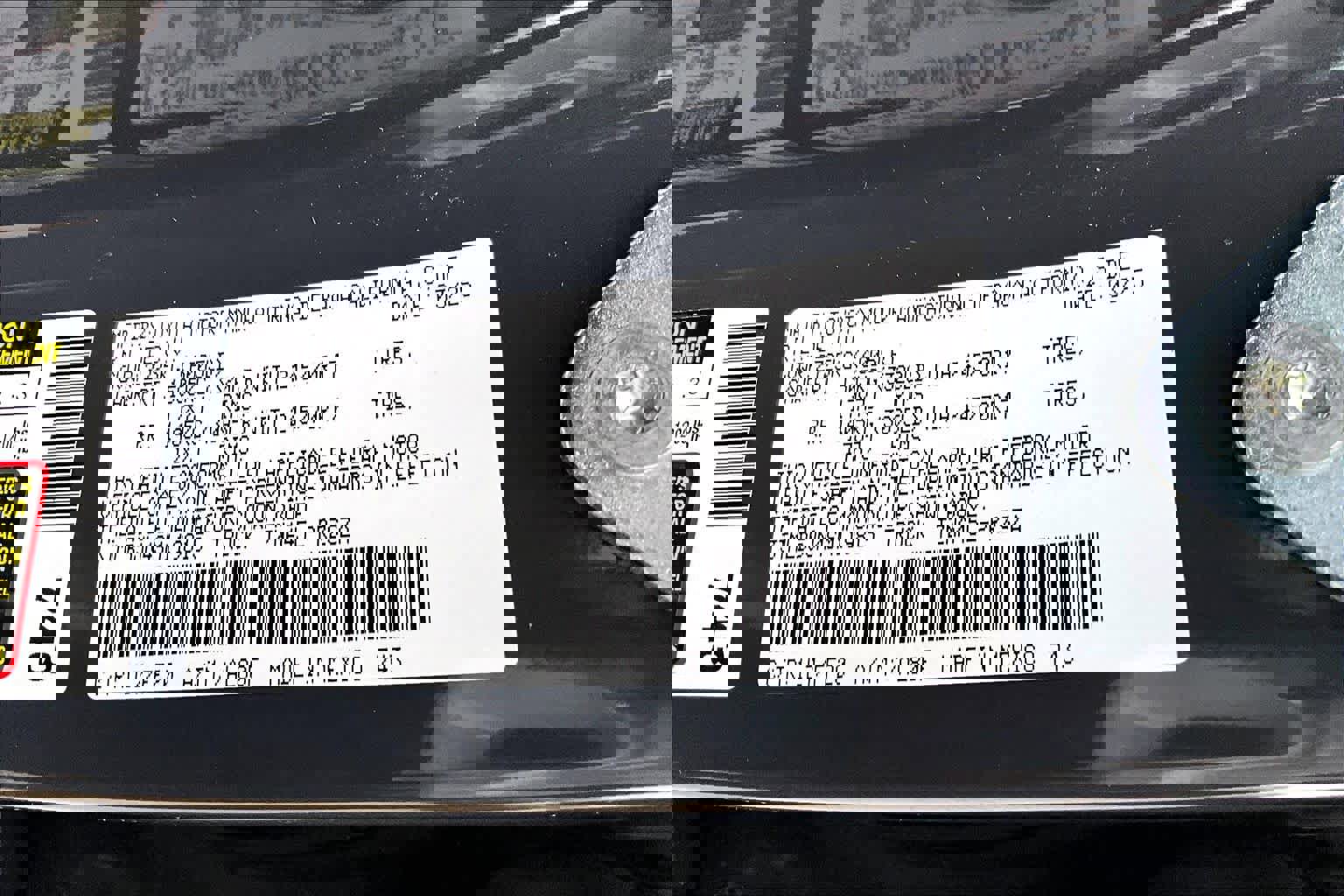 Certified 2025 Toyota Tacoma SR5 image 33