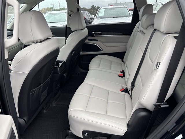 Used 2025 Kia Telluride EX image 23