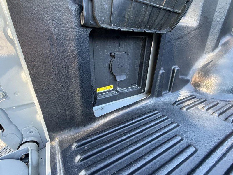 Used 2026 Ford F150 Lariat AWD/4WD image 14