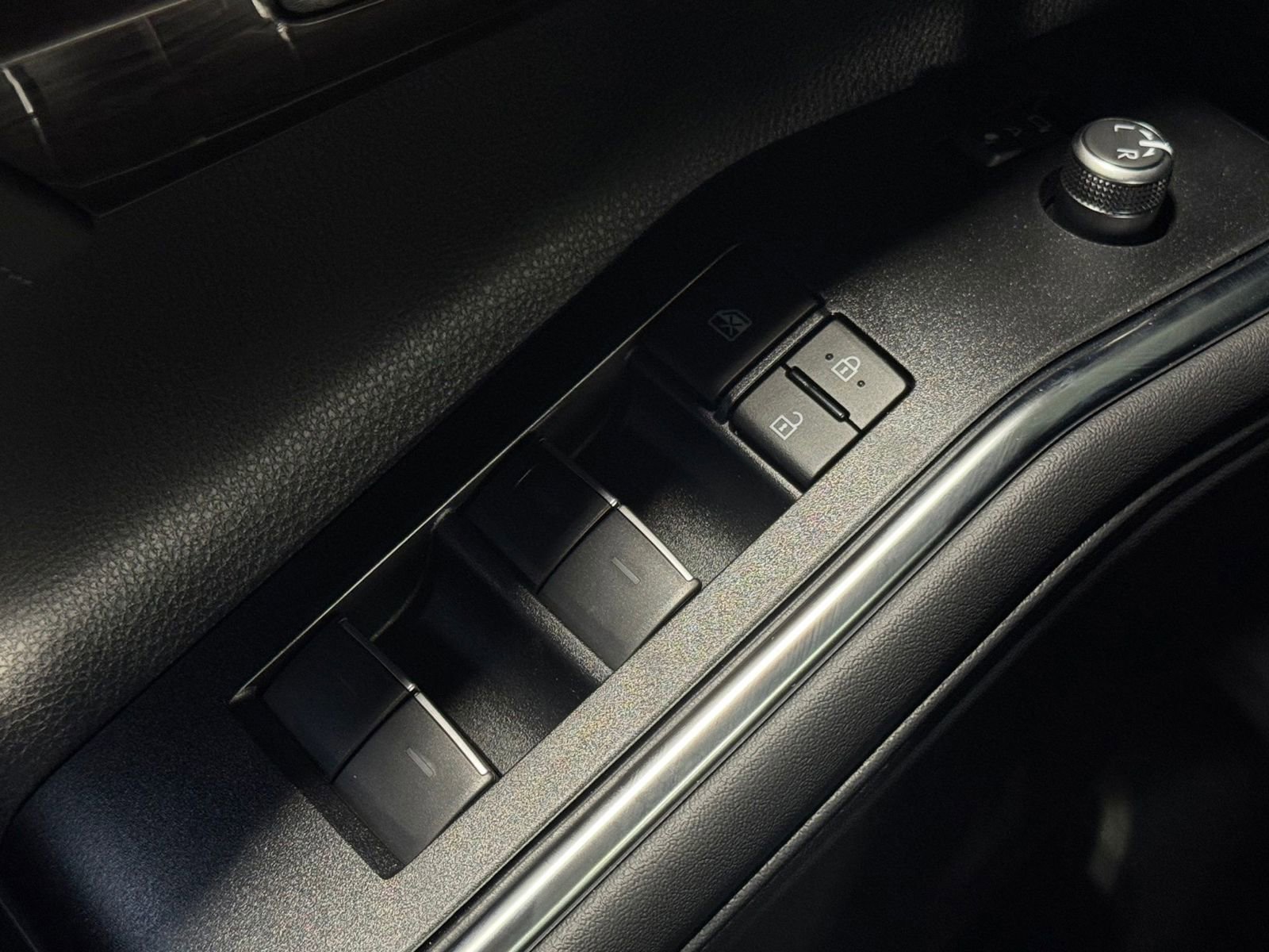 New 2026 Toyota Highlander Platinum image 33