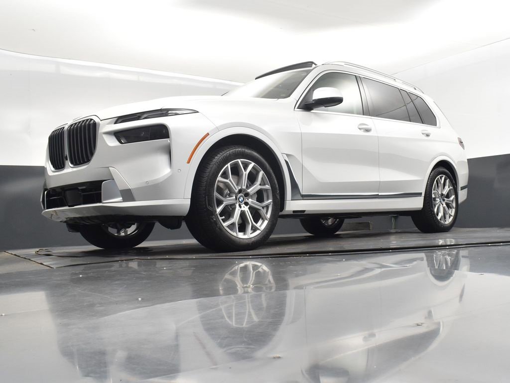 New 2026 BMW X7 xDrive40i w/ Executive Package image 39