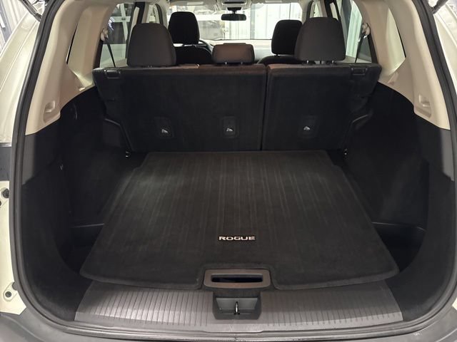Used 2022 Nissan Rogue SV AWD/4WD image 20