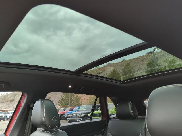 Used 2023 Volkswagen Atlas Cross Sport SEL R-Line image 14