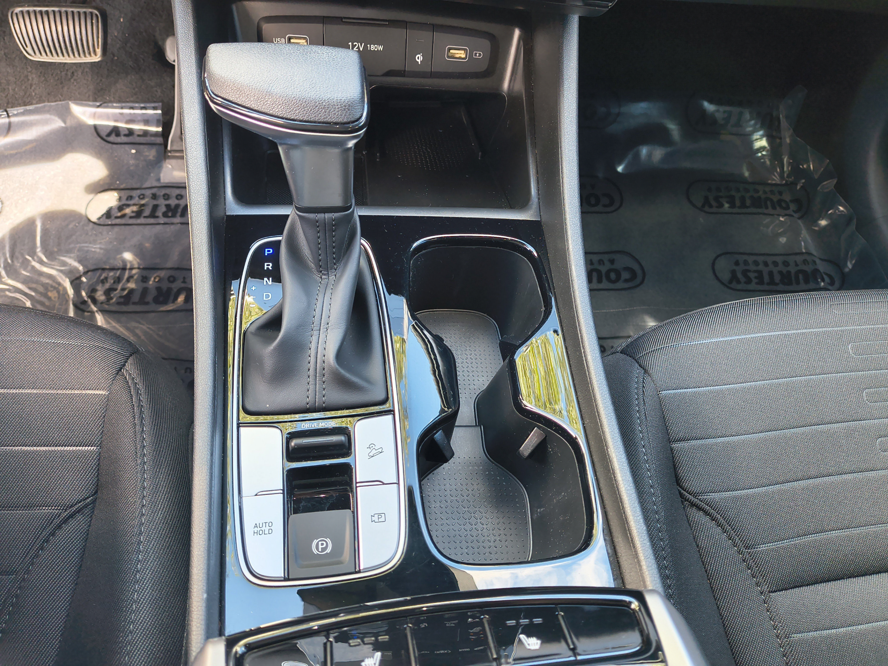 Used 2024 Hyundai Santa Cruz SEL w/ Activity Package FWD image 26