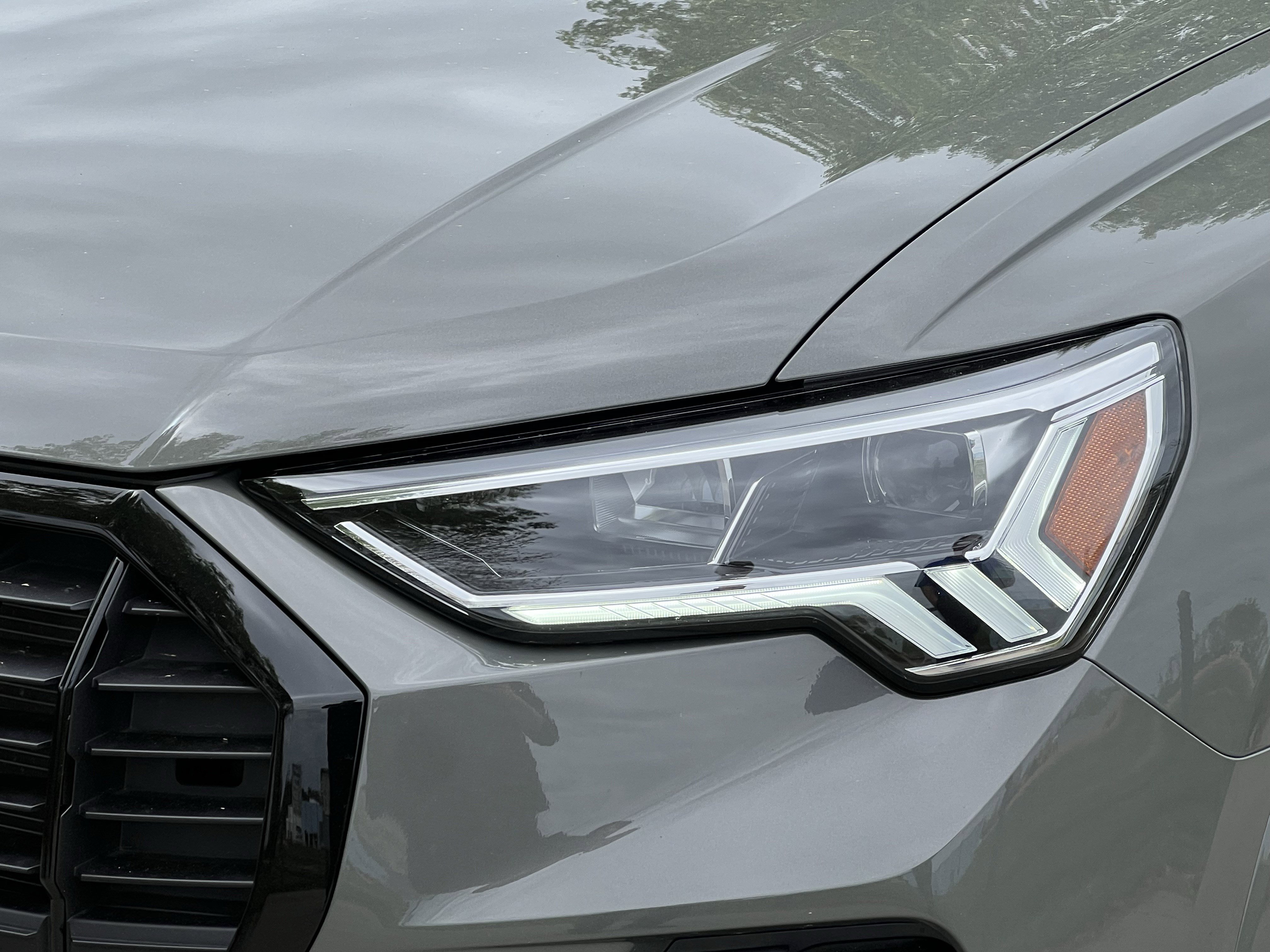 Used 2025 Audi Q3 2.0T Premium Plus w/ Premium Plus Package image 6