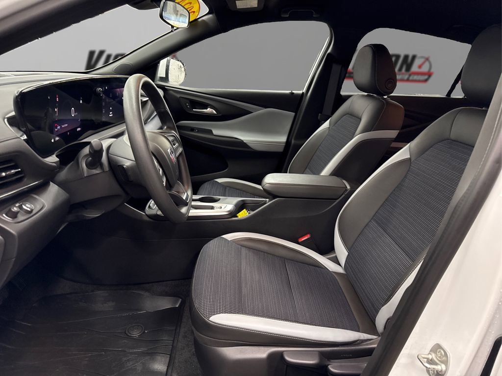 Used 2024 Buick Envista Preferred image 9