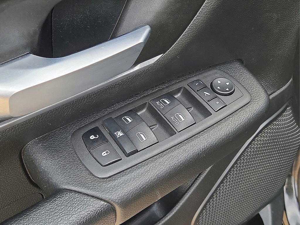 Used 2022 RAM 1500 Lone Star image 22