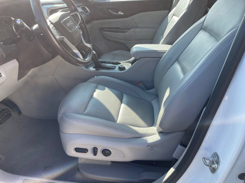 Used 2019 GMC Acadia SLT FWD image 9