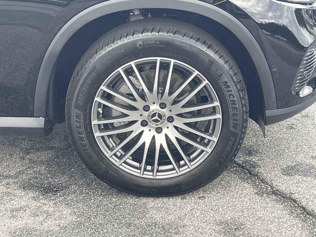 Used 2024 Mercedes-Benz GLC 300 image 9