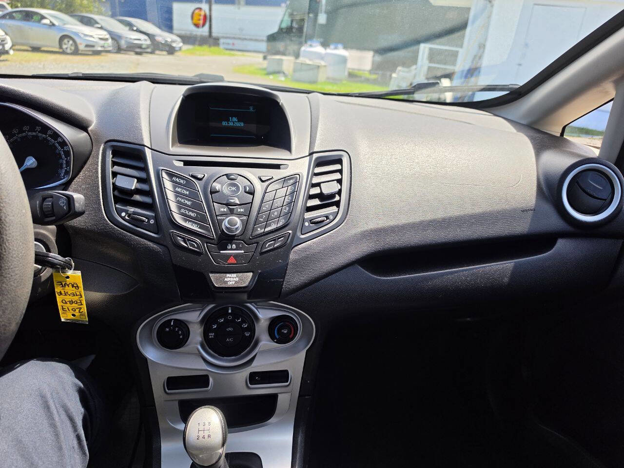 Used 2017 Ford Fiesta SE FWD image 16