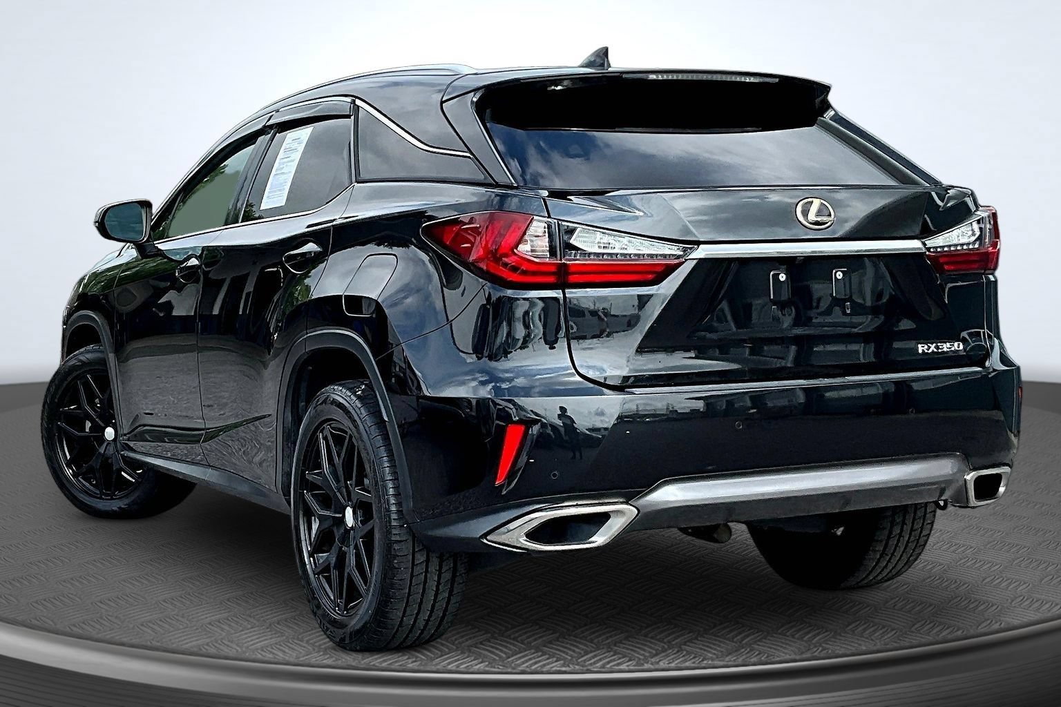 Used 2017 Lexus RX 350 FWD image 3