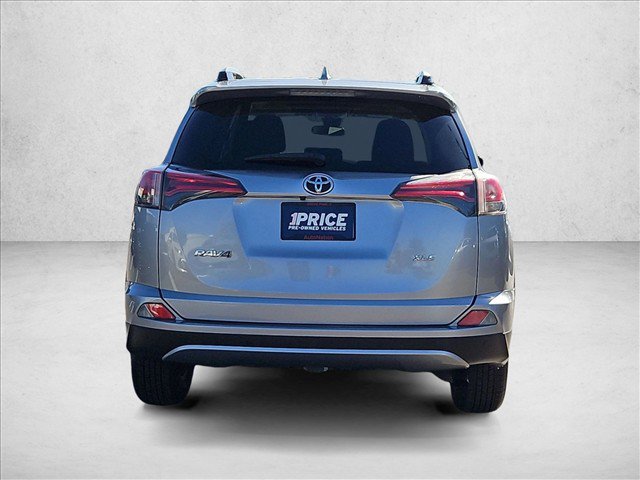 Used 2018 Toyota RAV4 XLE FWD image 7