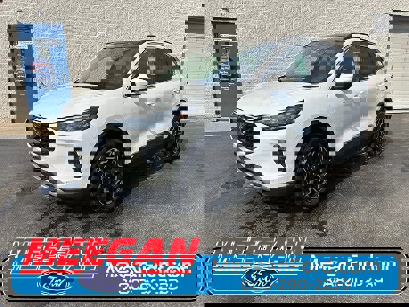 New 2026 Ford Escape Platinum