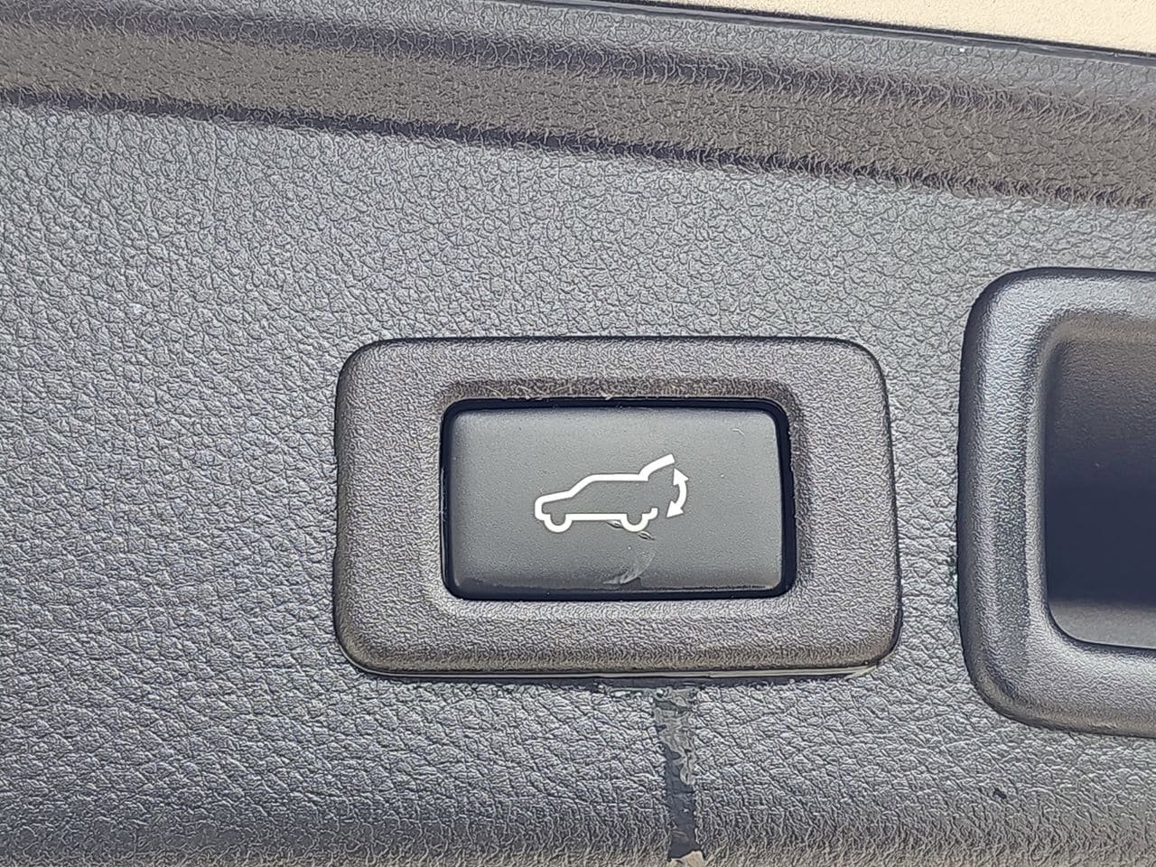Used 2016 Subaru Forester 2.5i Limited w/ Protection Package #2 AWD/4WD image 16