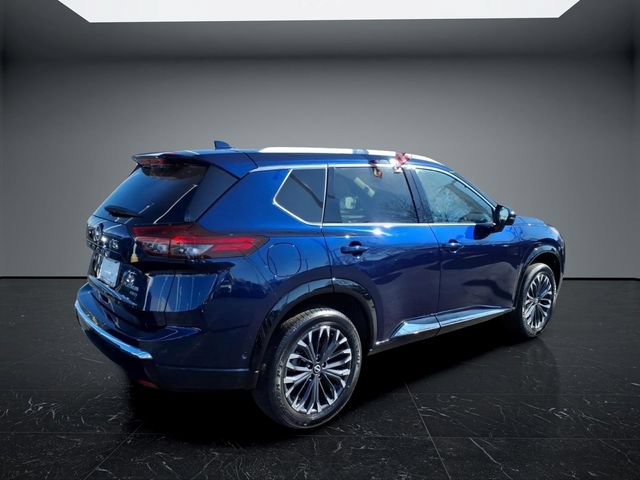 Certified 2024 Nissan Rogue Platinum w/ Platinum Premium Package AWD/4WD image 4
