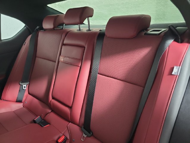 Used 2025 Lexus IS 300 w/ Premium Package RWD image 13