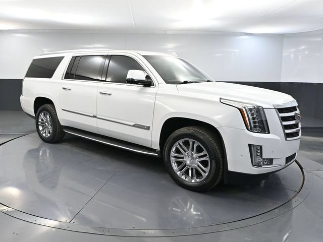 Used 2017 Cadillac Escalade ESV 4WD image 1