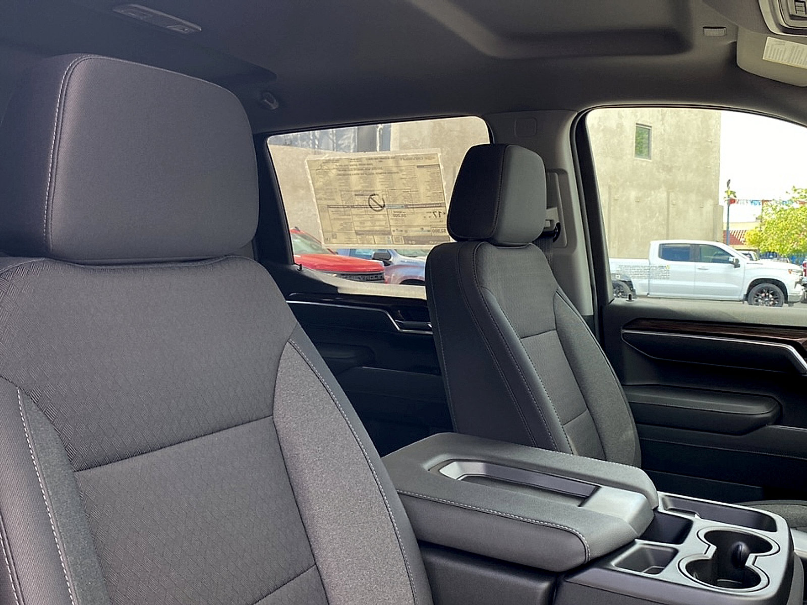 New 2026 Chevrolet Silverado 1500 LT AWD/4WD image 24