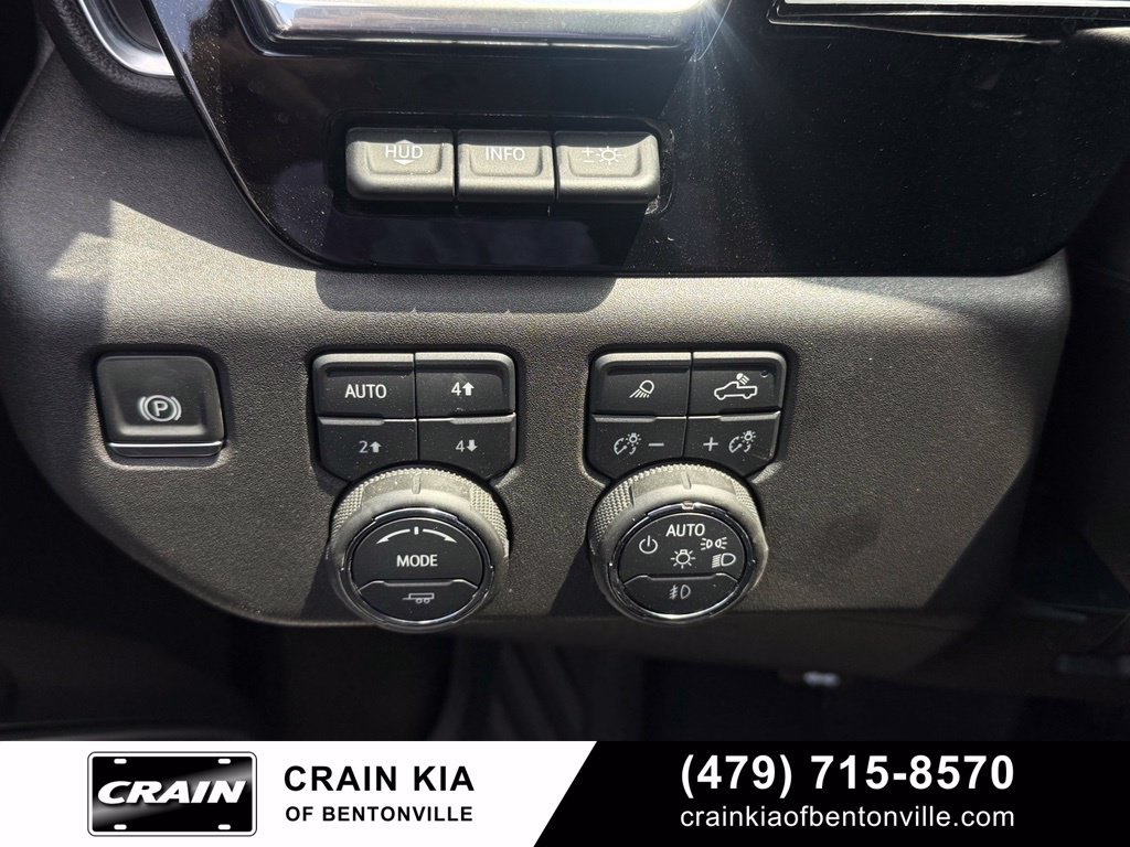 Used 2024 Chevrolet Silverado 2500 LTZ w/ LTZ Premium Package AWD/4WD image 12