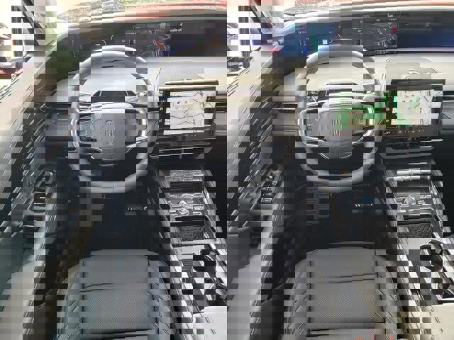 New 2026 Lincoln Nautilus Premier image 17