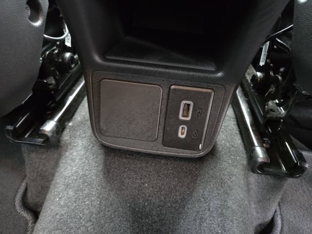 Used 2024 Buick Encore GX Sport Touring image 13