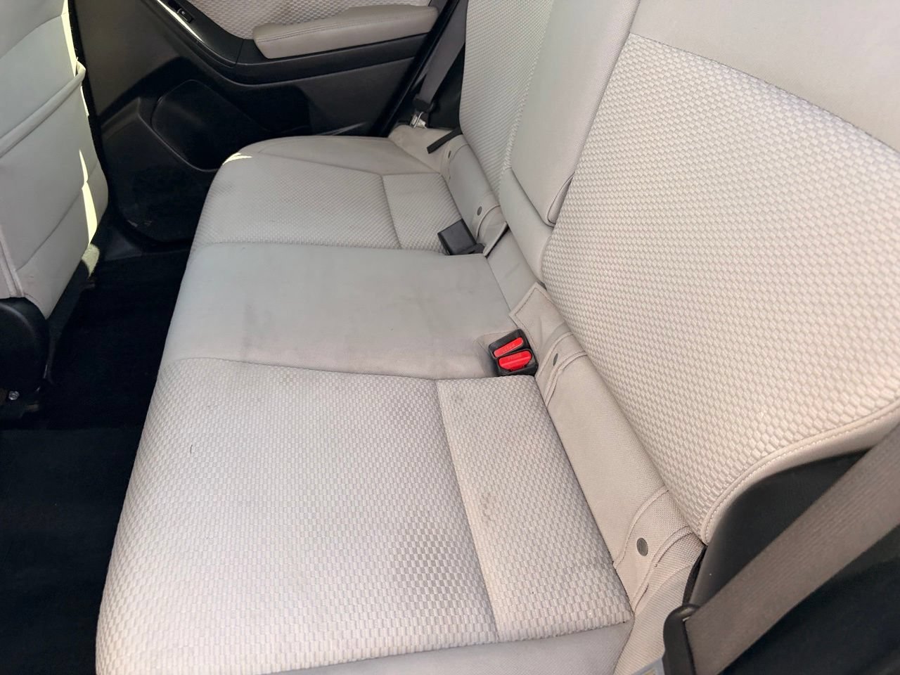 Used 2018 Subaru Forester 2.5i Premium w/ All-Weather Package AWD/4WD image 17