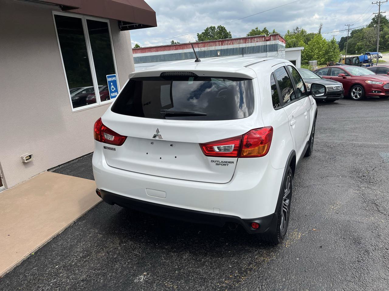 Used 2016 Mitsubishi Outlander Sport ES AWD/4WD image 6