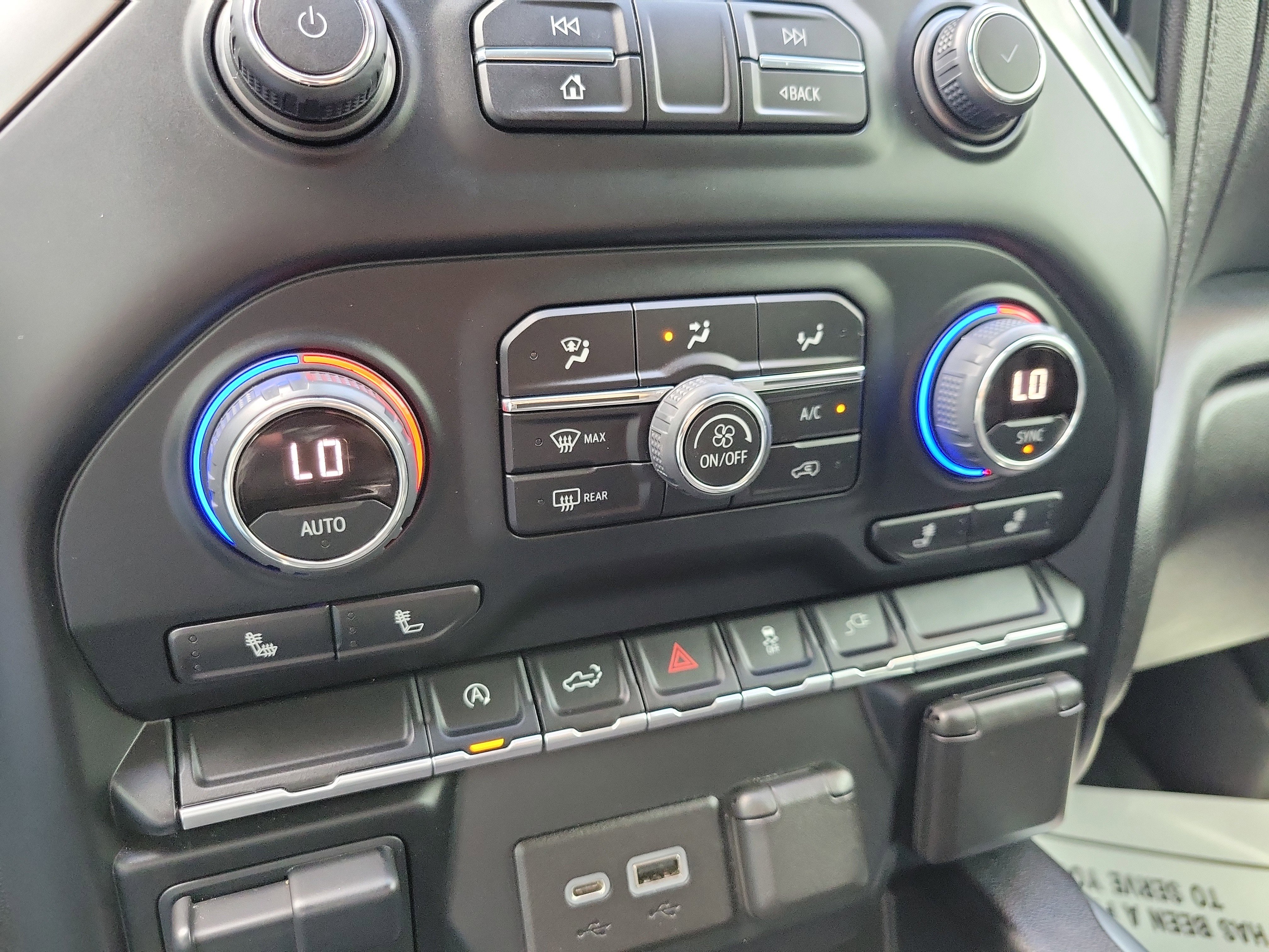 Certified 2022 Chevrolet Silverado 1500 RST w/ All Star Edition Plus AWD/4WD image 24