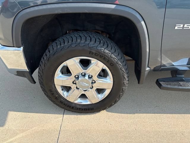 Used 2020 Chevrolet Silverado 2500 LTZ w/ LTZ Plus Package AWD/4WD image 11