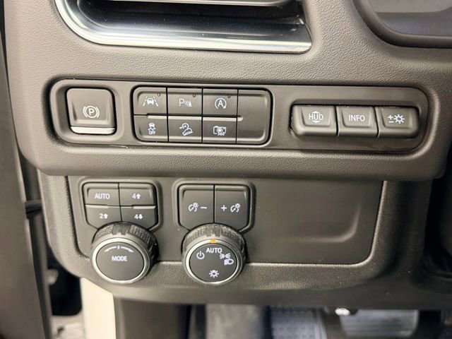 Certified 2024 Chevrolet Suburban High Country w/ Premium Package 2 AWD/4WD image 19