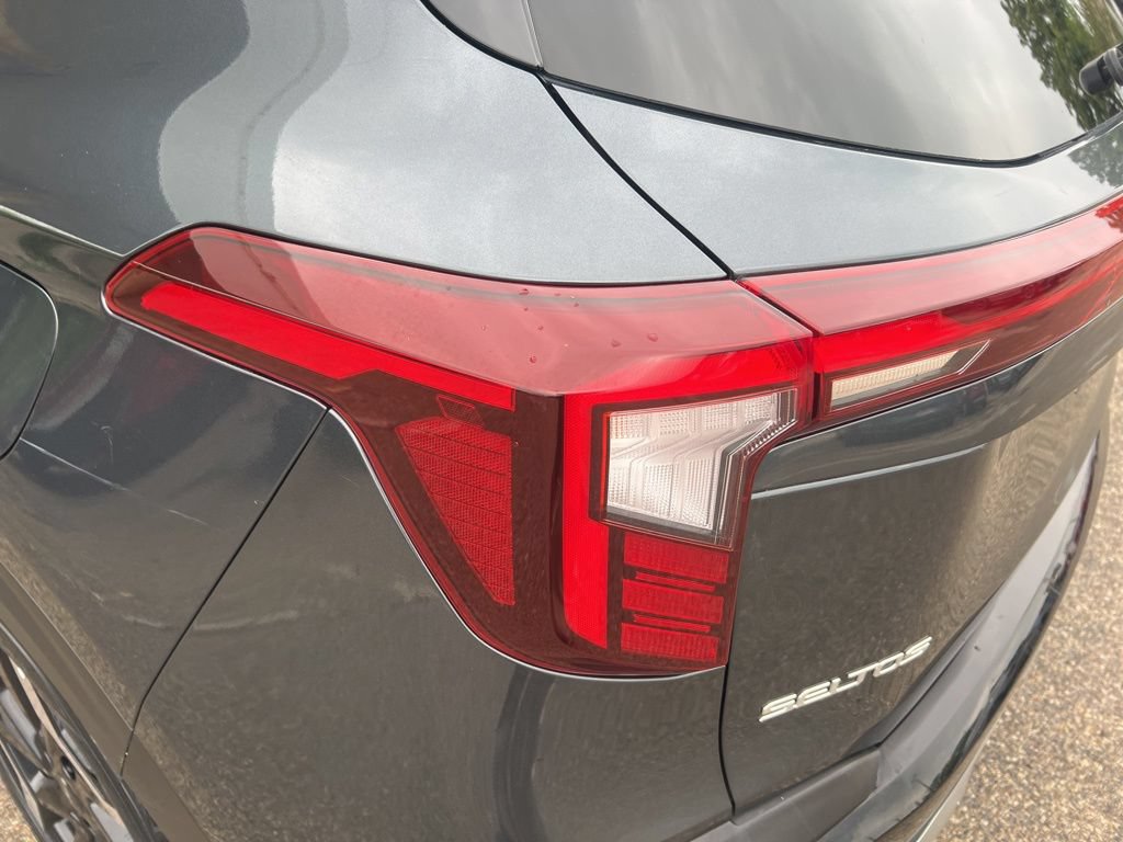 Certified 2024 Kia Seltos SX AWD/4WD image 33
