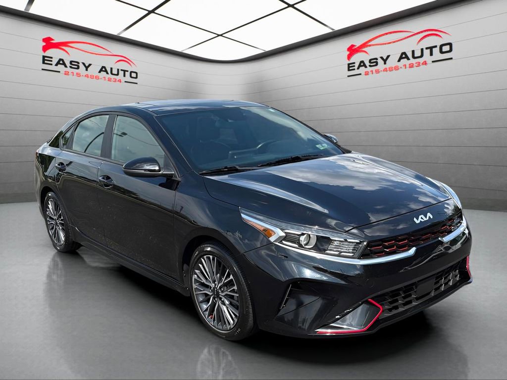 Used 2022 Kia Forte GT-Line w/ GT-Line Premium Package image 5
