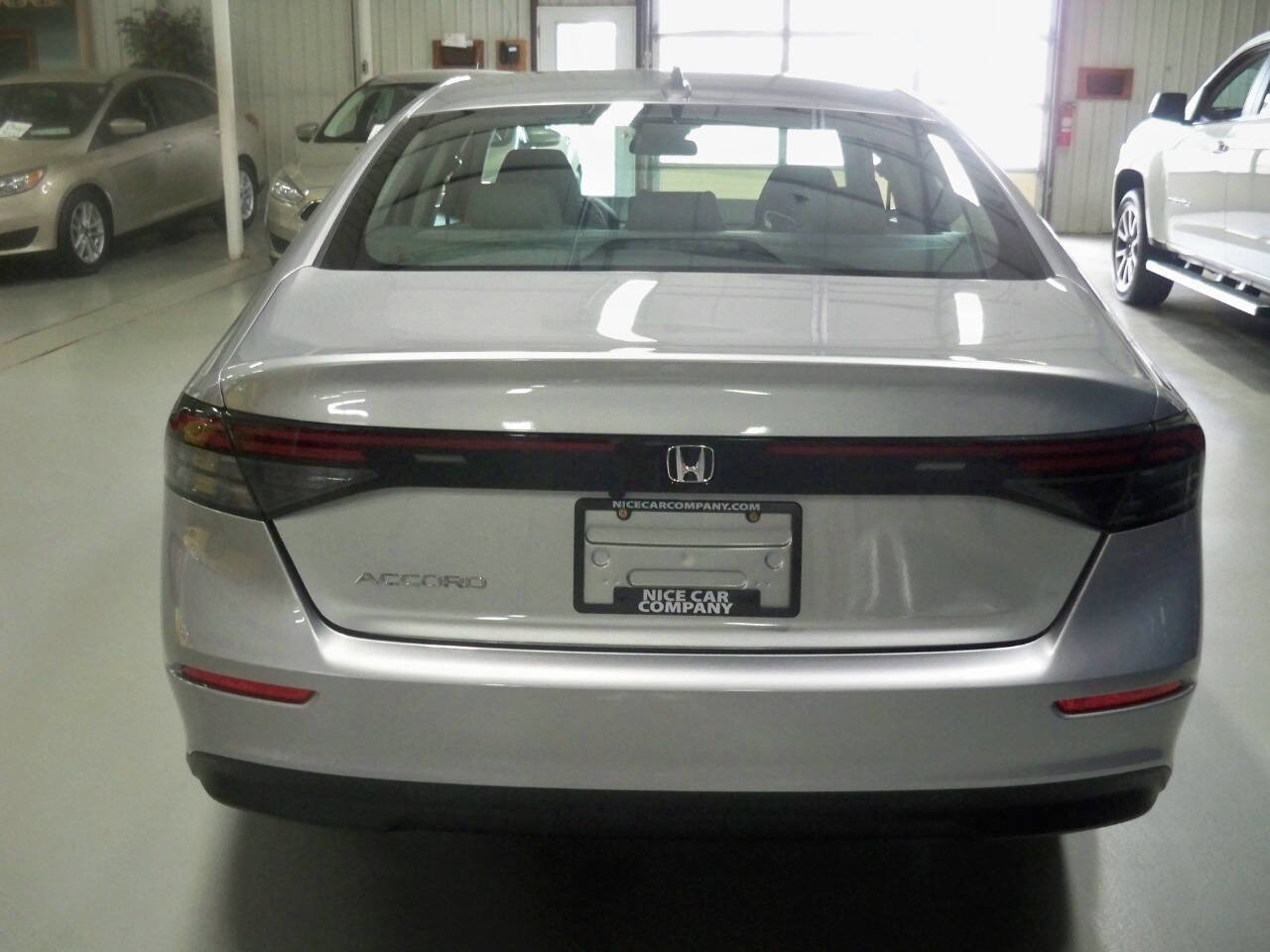 Used 2024 Honda Accord EX image 4