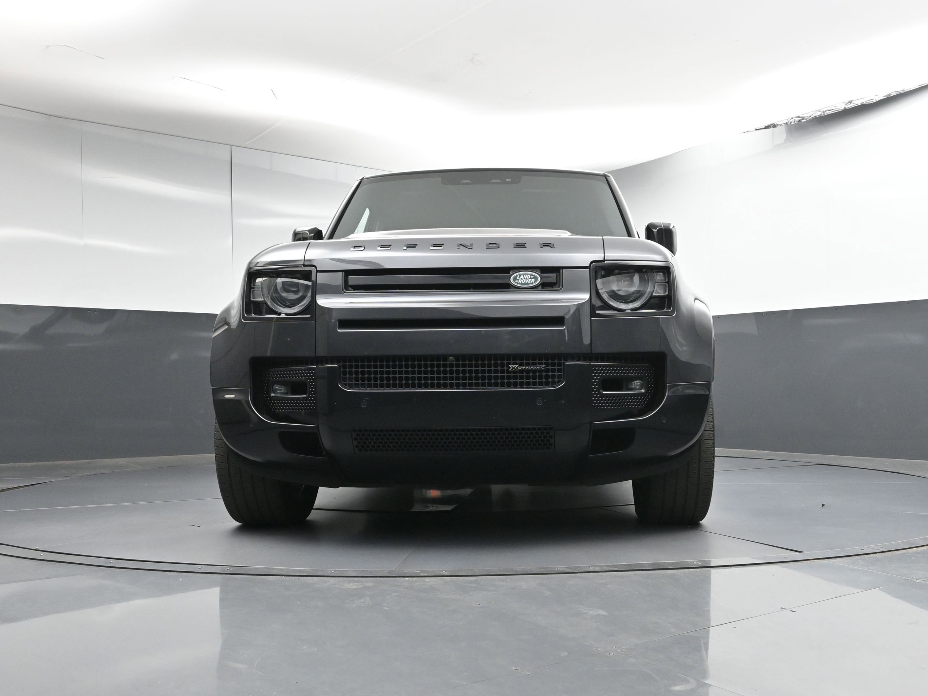 Used 2023 Land Rover Defender 110 X-Dynamic SE image 28