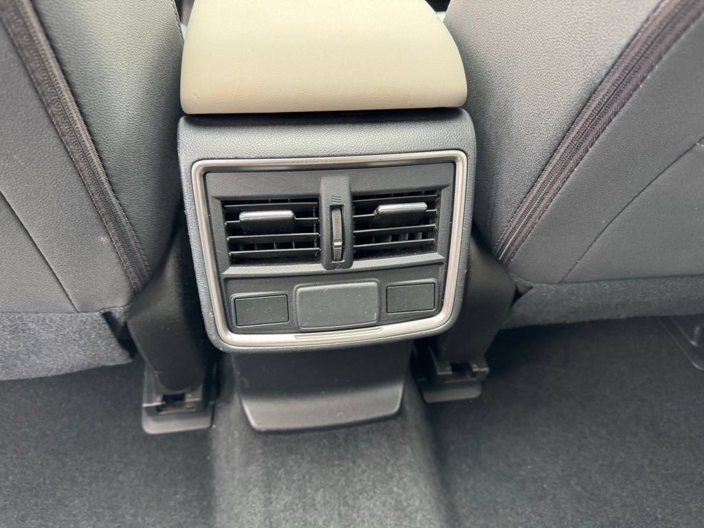 Used 2019 Subaru Forester Premium w/ All-Weather Package AWD/4WD image 16